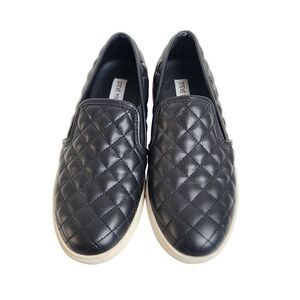 Steve Madden Women's Quilted Slip on Black Loafers Size 8M
